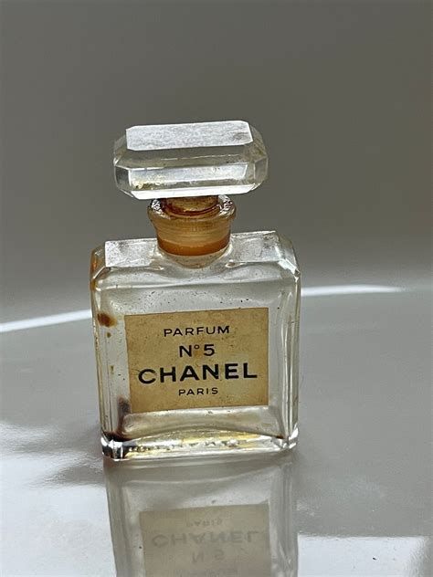 who made chanel no 5|Chanel no 5 original formula.